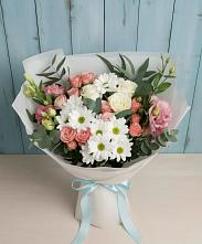 Букет цветов из:  Розы, Лизиантусы и Хризантемы в Ржеве