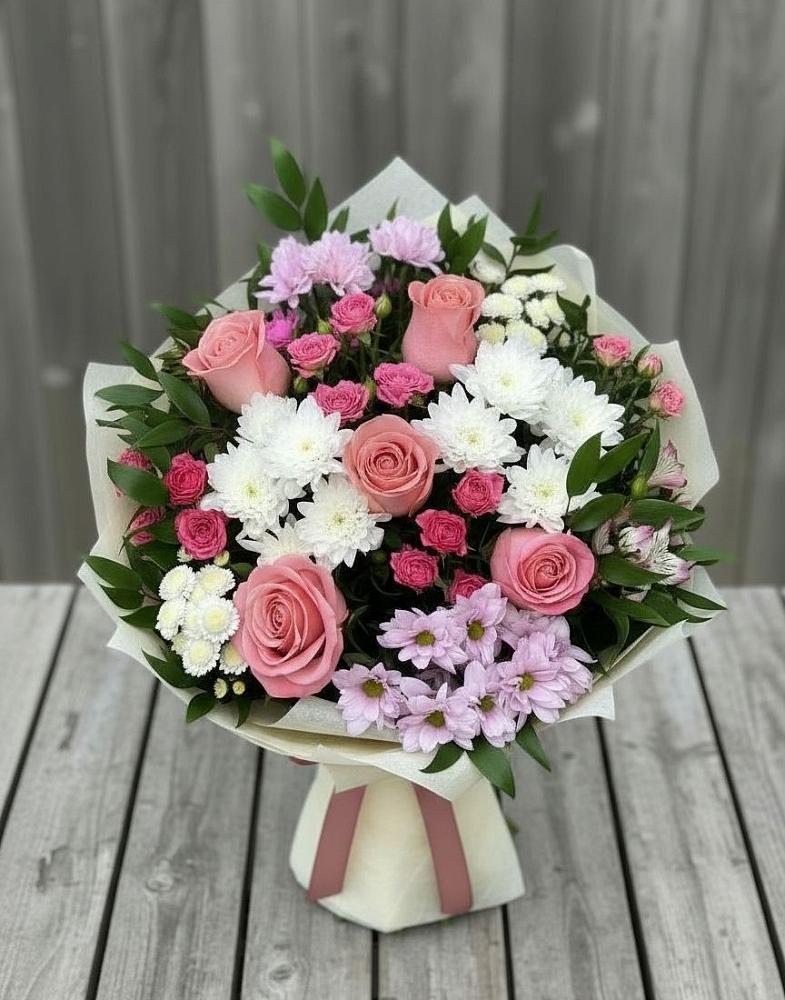 Букет цветов из: Альстромерии, Гвоздики, Розы и Хризантемы в Ржеве