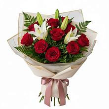 Букет цветов из:  Лилии и Розы в Ржеве