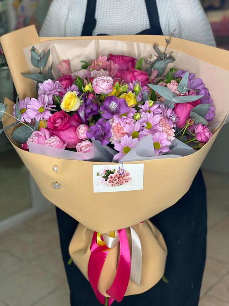 Букет цветов из: Хризантемы, Гвоздики и Альстромерии в Ржеве