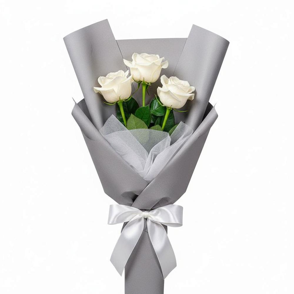 Букет 3 белые розы в Ржеве