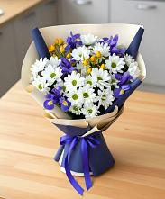 Букет цветов из:  Розы, Ирисы и Хризантемы #REPLACE_PRED# Ржеве