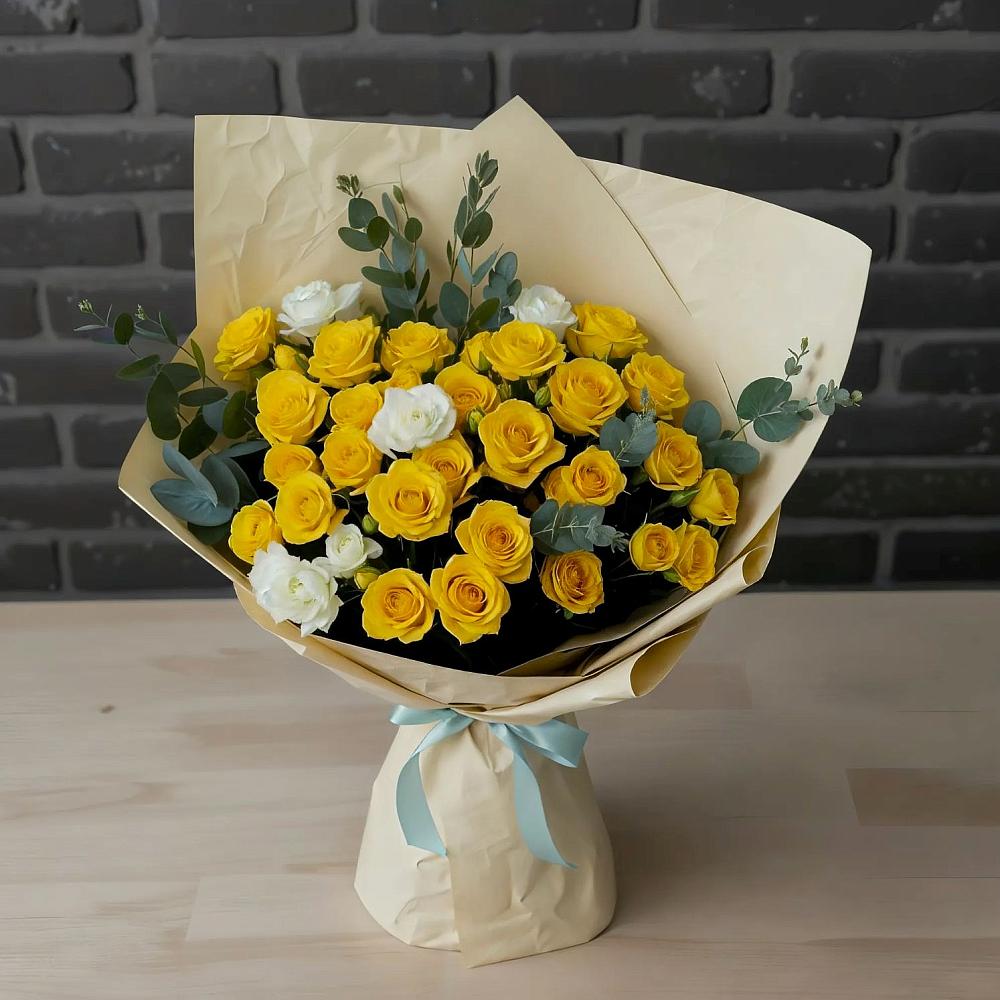 Букет цветов из: Розы в Ржеве