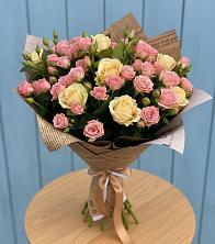 Букет цветов из:  Розы в Ржеве
