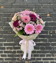 Букет цветов из:  Герберы и Хризантемы в Ржеве