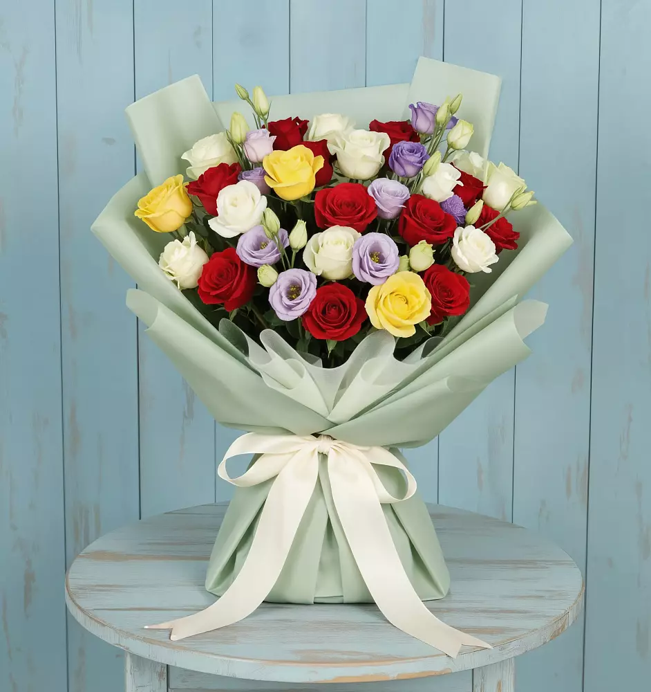 Букет цветов из: Розы в Ржеве