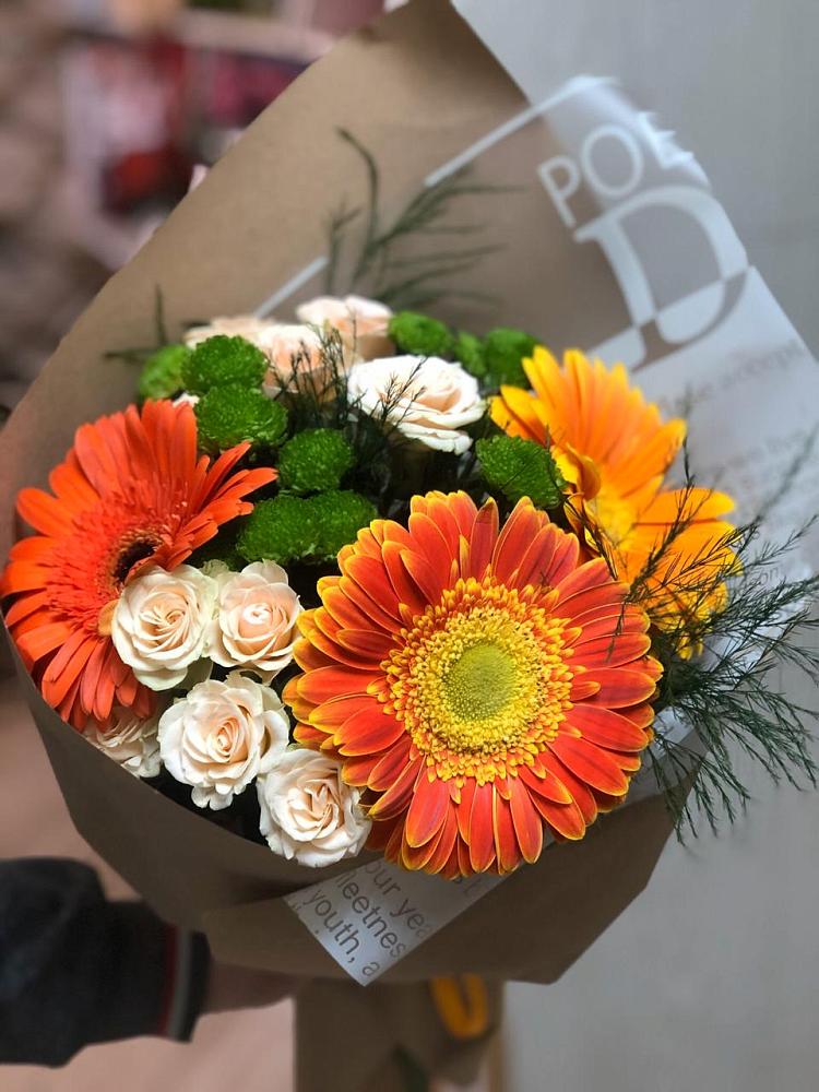 Букет цветов из: Герберы, Хризантемы и Розы в Ржеве