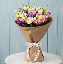 Букет цветов из:  Лизиантусы в Ржеве