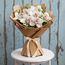 Букет цветов из:  Орхидеи и Розы в Ржеве
